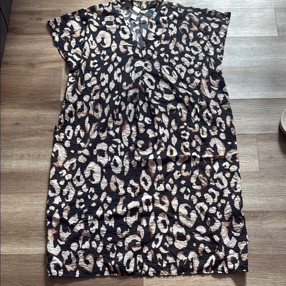 H&M v neck Square oversized dress